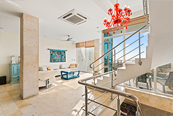 LOFT1